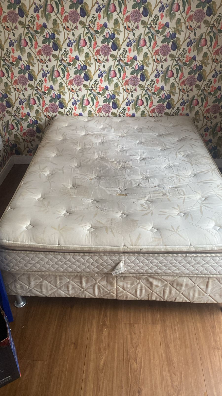 Doa-se Cama de casal