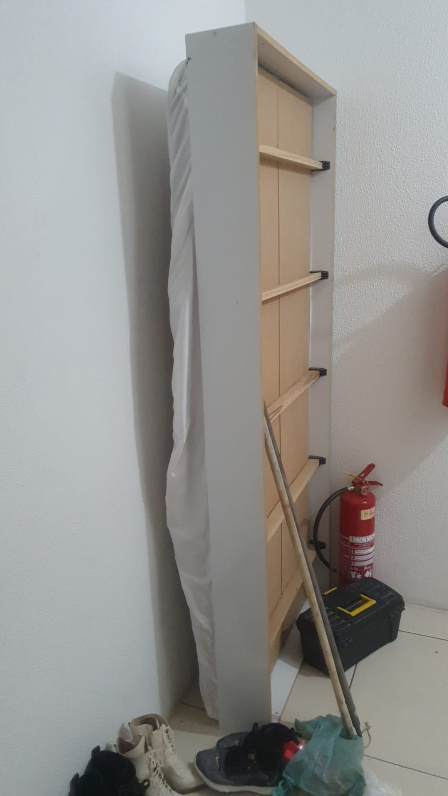 Base de Cama e Colchão de Solteiro 