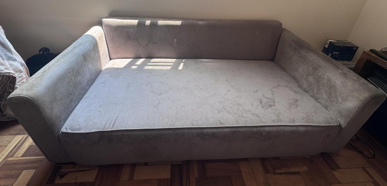 Doa-se Sofá sem os pés e almofadas
