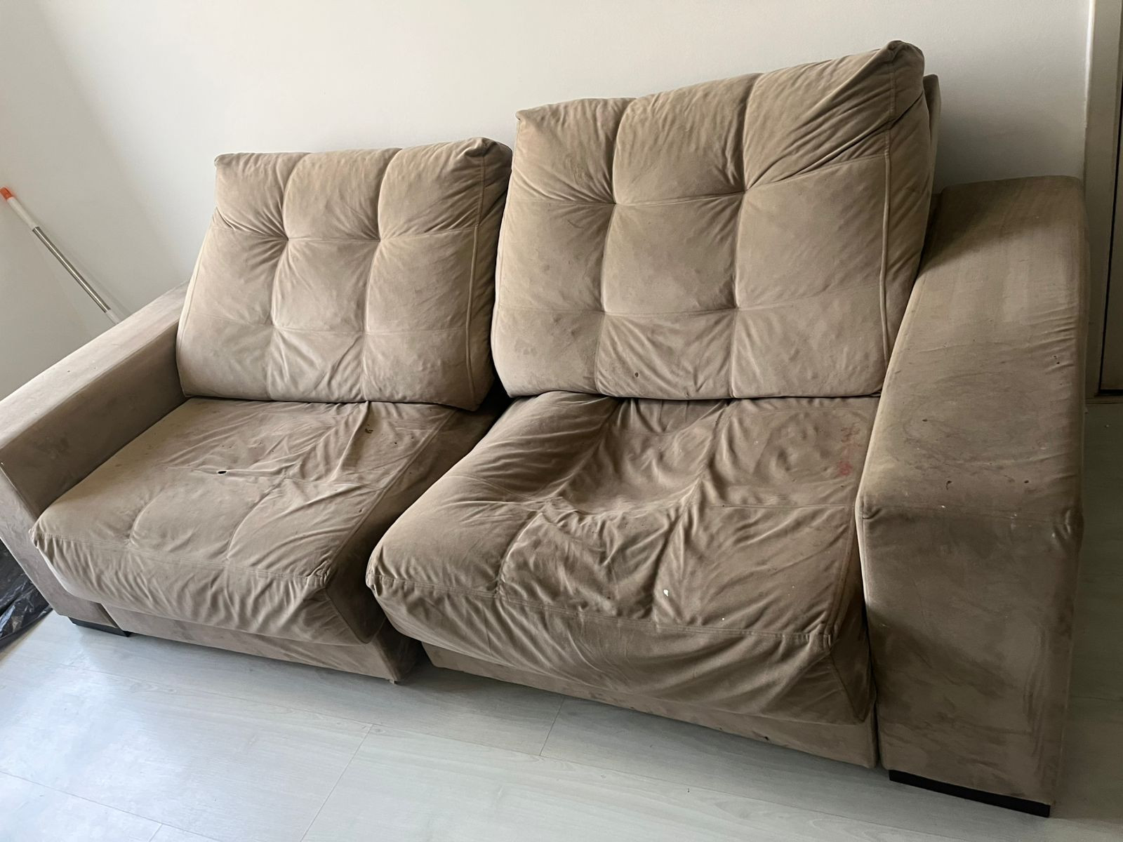 Doa-se Sofá Retrátil de 2 partes