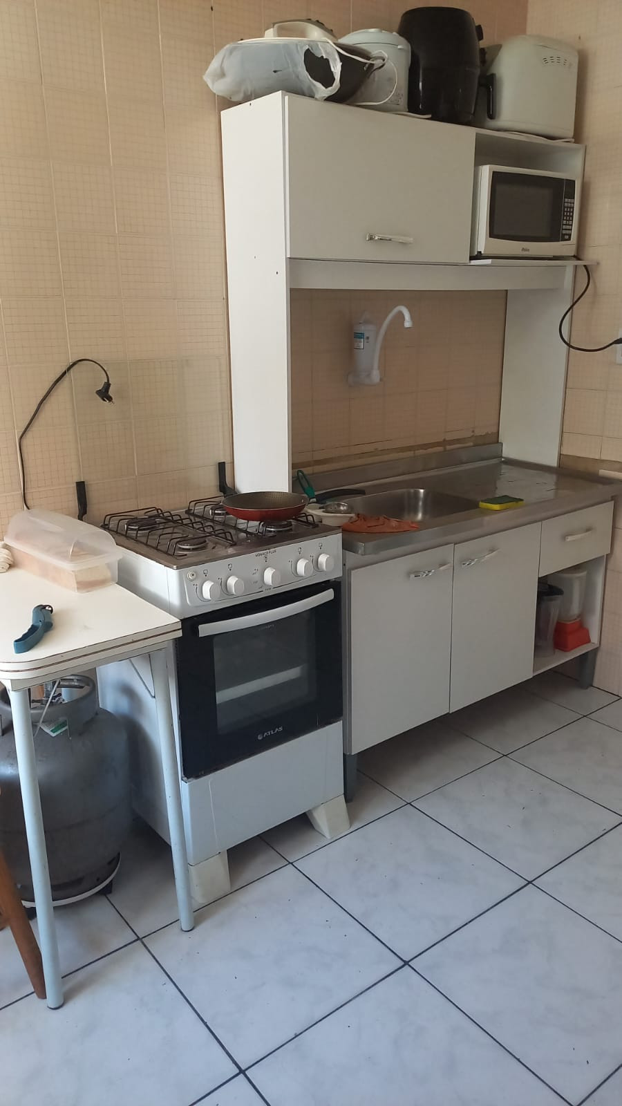 Doam-se Diversos Móveis 