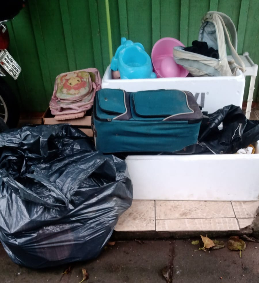 Doa-se Roupas, Calçados e Brinquedos 