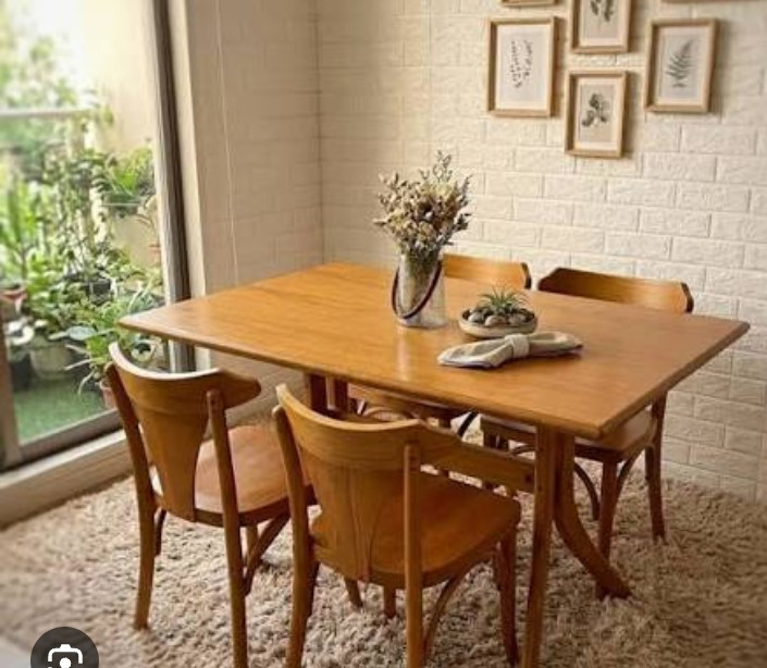 Preciso de uma mesa com ou sem cadeiras sou de portão mas busco em Porto Alegre obrigada 