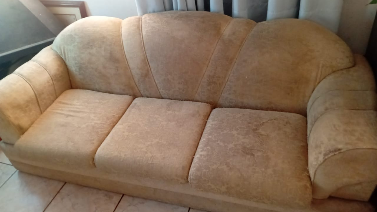 Doam-se móveis, eletrodoméstico e utensílios 