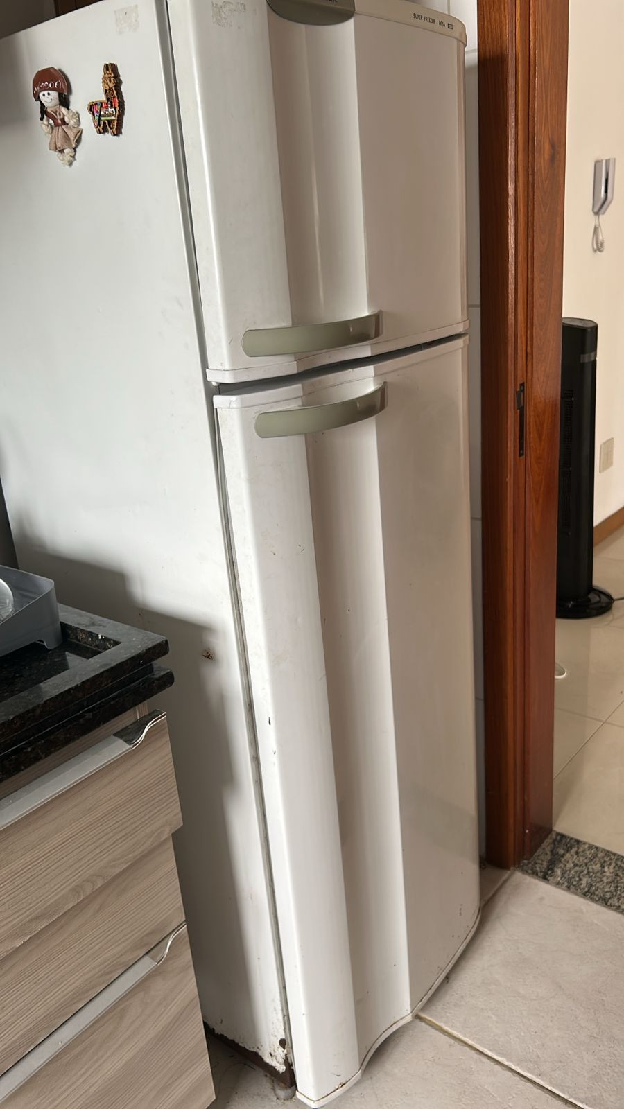 Doam-se Geladeira e Fogão 