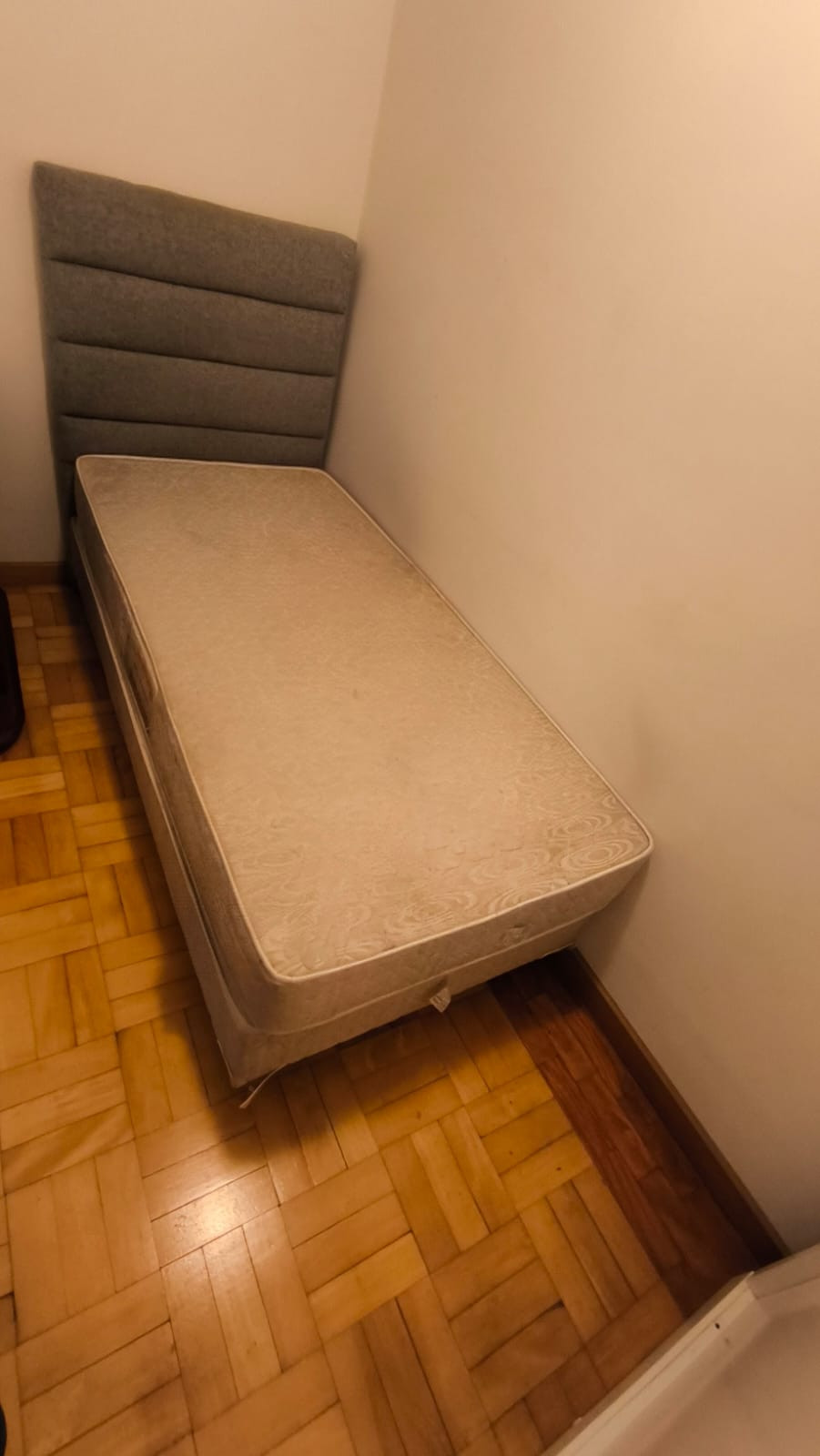 Doam-se Cama de solteiro completa e Rack