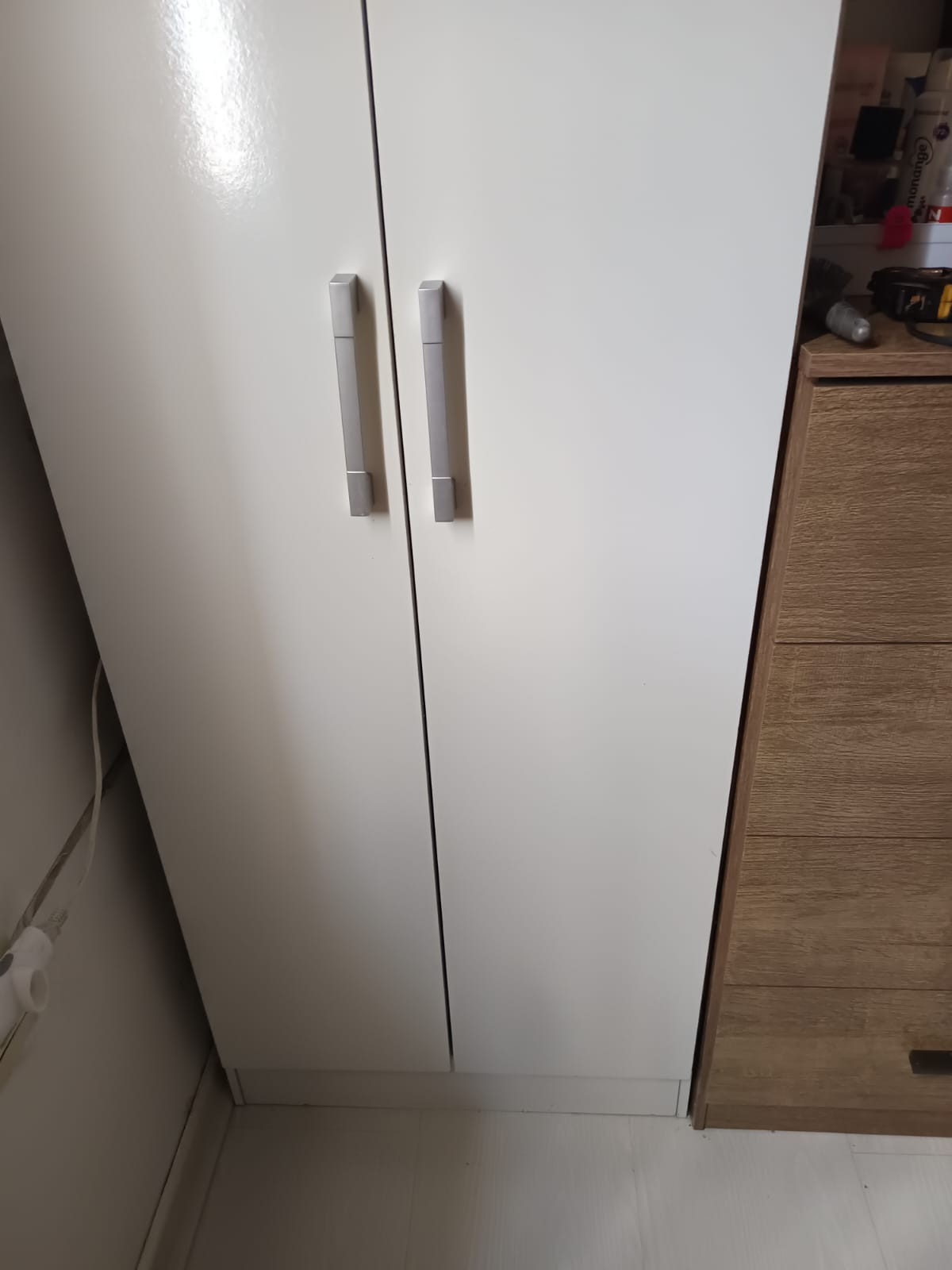 Doa-se Armário Multiuso