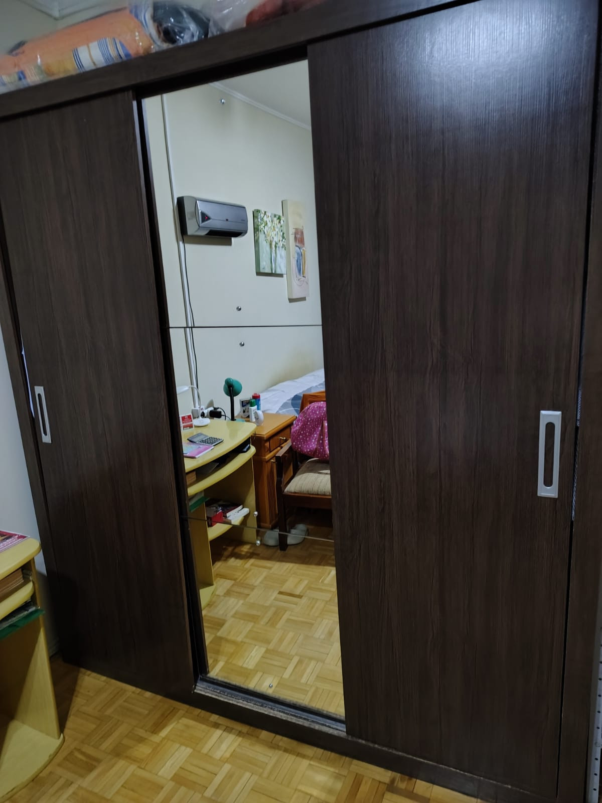 Doam-se 2 Guarda Roupas