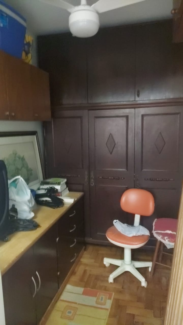 Doam-se Guarda Roupa, Armário de Parede e Balcão 