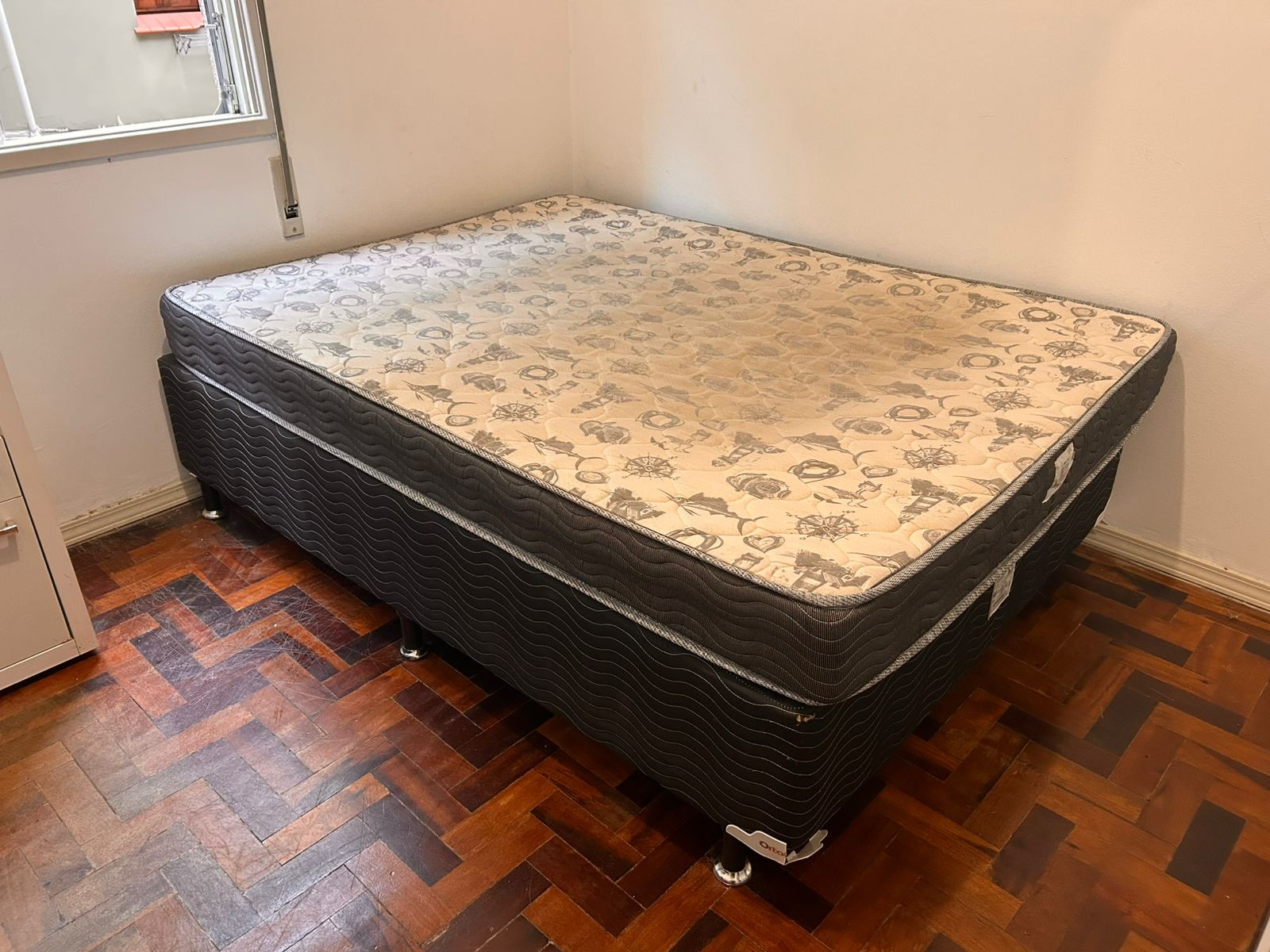 Doa-se Cama Box com Colchão 