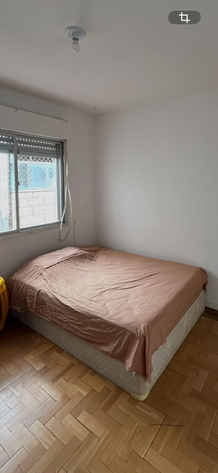 Doa-se Cama de Casal com 2 Colchões 
