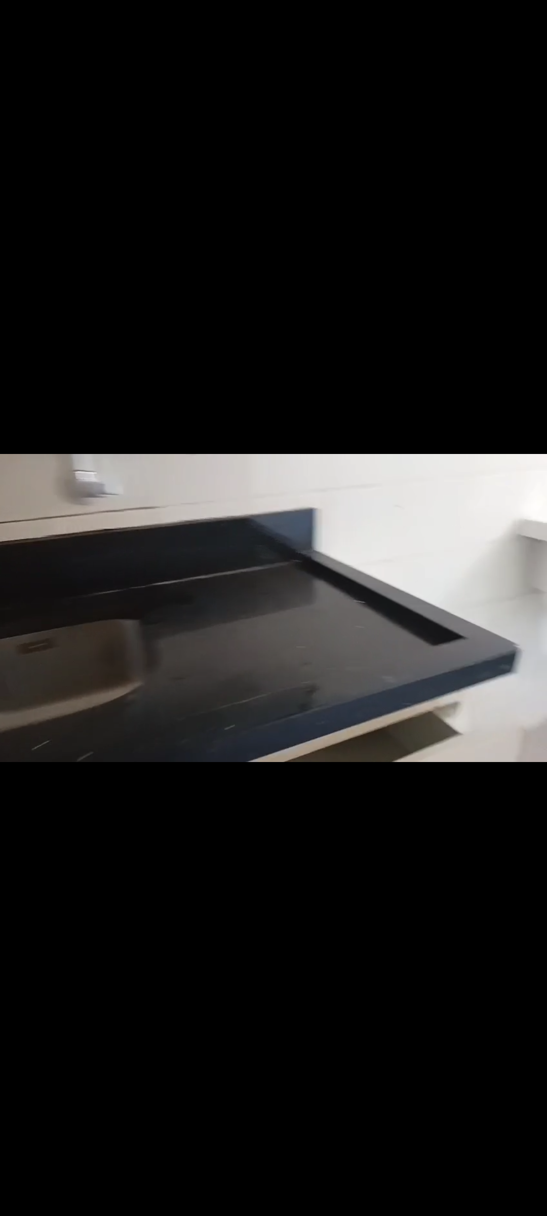 Armário de cozinha + guarda-roupa + balcão de banheiro 